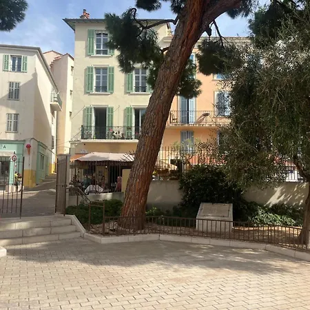 Duplex Terrace Parking Near Palais & *