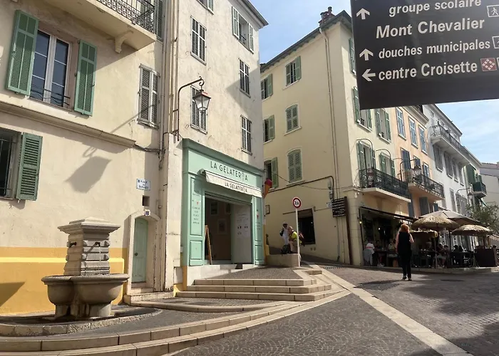 Living Cannes